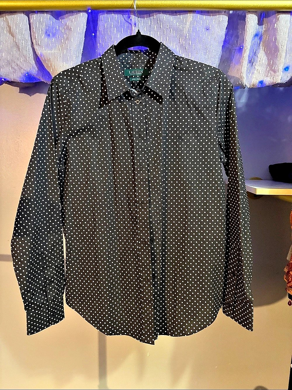 Lauren Ralph Lauren Polka Dot Button Down in Black & White Size Medium